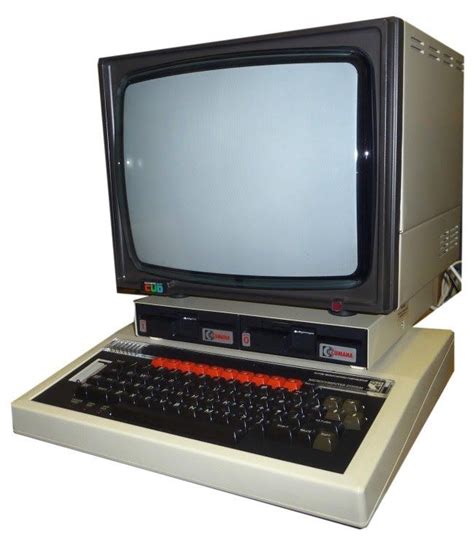 Between 1935 and 1945 the definition referred to a machine, rather than a person. 124 best Personal Computers in the 1980s images on ...