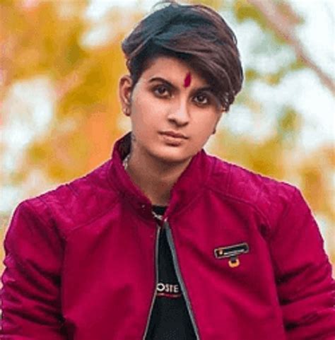 Ratan Chauhan Biography Gender Instagram Tae