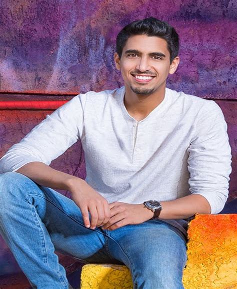 Pasalnya, lagu yang berasal dari negeri kuwait ini pernah menarik perhatian para pecinta lagu di tanah air. -CoNTeNgAn Di DiNdinG-: Lagu ni Stuck In My Head!! (Kun Anta by Humood AlKhudher + Lirik ...