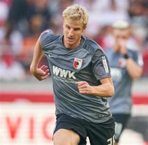 Последние твиты от martin hinteregger (@m_hinteregger). sp-Fußball-BL-Augsburg-JHV-Gewinn-Meldung: FC Augsburg: 7 ...