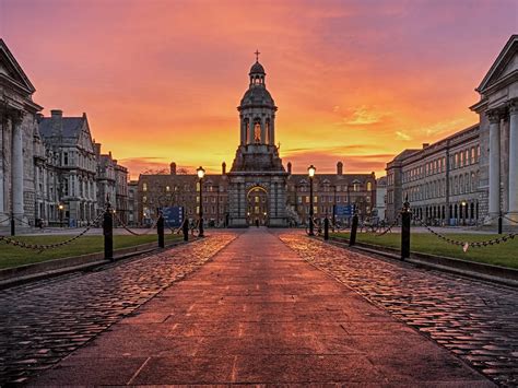 stay at trinity college dublin accommodation for trinity visitors