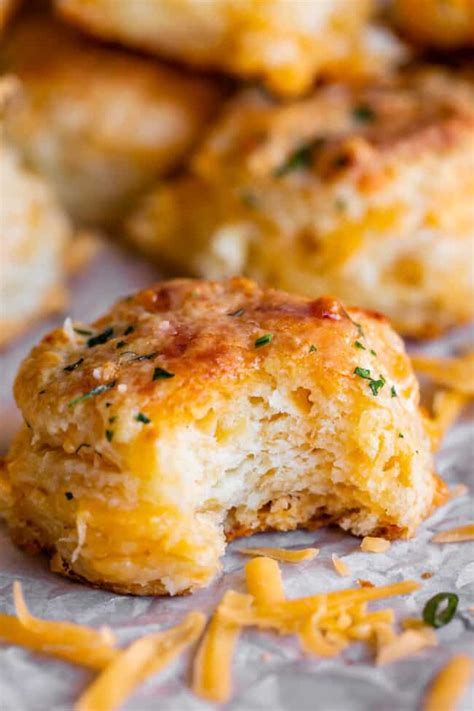 Cheddar Bay Biscuits Recipe The Food Charlatan