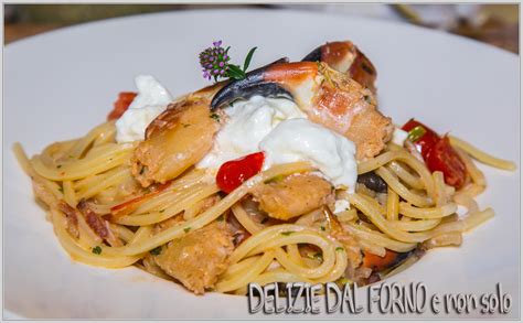 Spaghetti Rigati Con Chele Di Granchio Granciporro Guanciale E