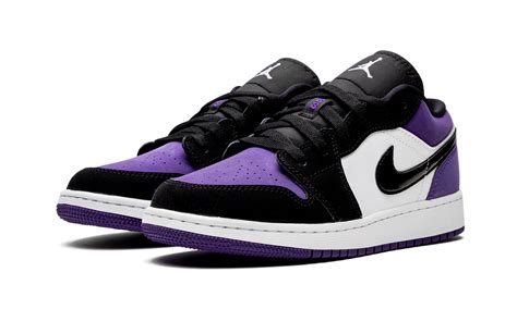 Air Jordan 1 Low Gs “court Purple” 553560 125