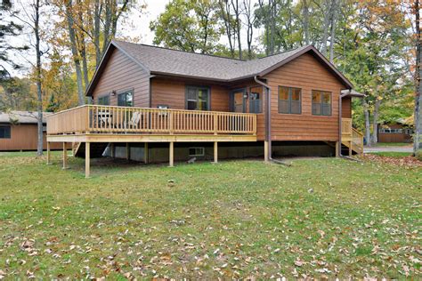 With a lot of work and help from family and friends its now a quiet relaxing piece of land we call four seasons. Cabin 8 | New 4 Season Cabin Rental in Birchwood, WI