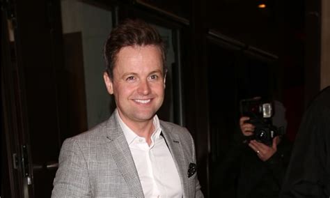 declan donnelly pokes fun at ant s absence as he poses for official i m a celebrity photos in