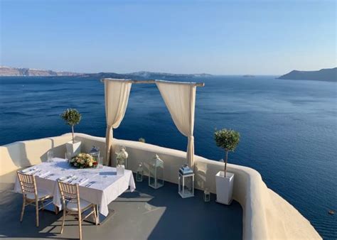 Panorama Balcony In Oia Most Romantic Santorini Restaurant
