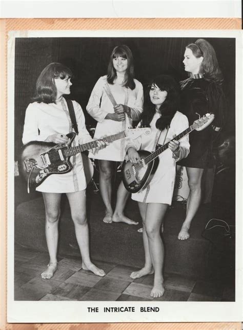My Moms All Girl Rock Band In The 60s Oldschoolcool Girls Rock