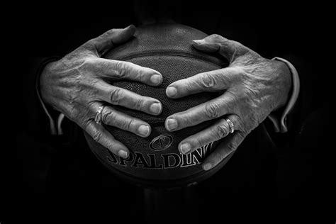 картинки рука человек черное и белое белый Палец баскетбол Темнота Черный монохромный