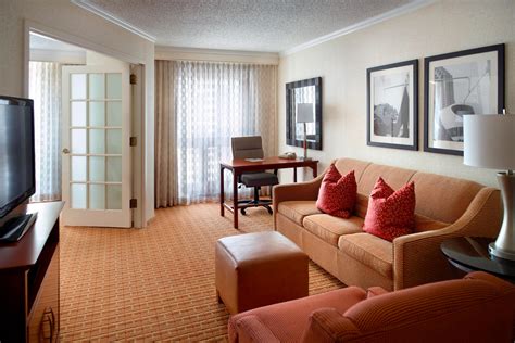 Hotel In Midtown Atlanta Ga Atlanta Marriott Suites Midtown