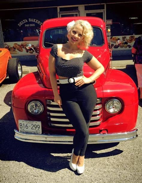 Classic Cars And Pinup Women