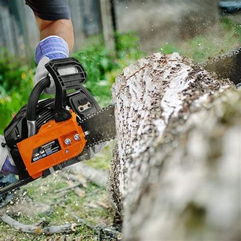 Best Professional Chainsaws 2022 Reviews And Buyers Guide