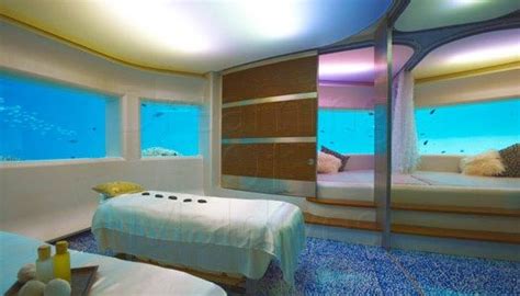 Underwater Spa Lets You Enjoy The Ocean While You Get A Massage