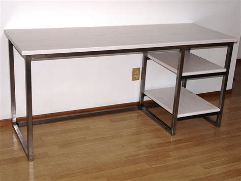 Custom Modern Urban Industrial Desk Wood And Metal Office Desk With