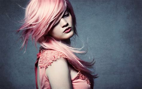 Beautiful Pink Hair Fashion Girl Style 6930921