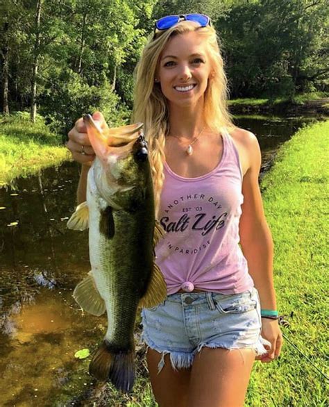 Best Fishing Tips For Country Women