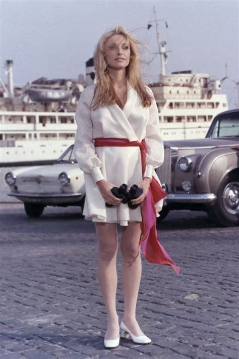 Sharon Tate S 60s Style Legacy Sharon Tate 60s Fashion Chic Summer Style