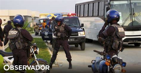 Angola Libertados 40 Dos 51 Independentistas Detidos Há Cerca De Três Meses Em Cabinda Observador