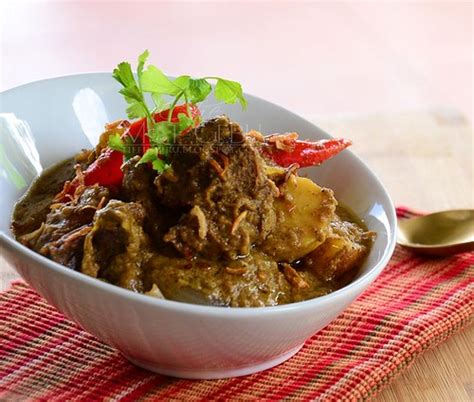 The mutton not very tender but enriched flavours in it. KAMBING MASAK BRIYANI... - Dapur Tanpa Sempadan