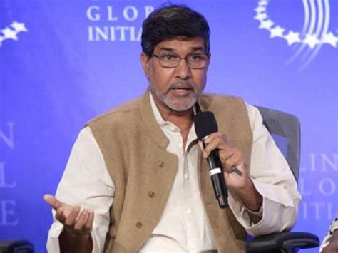 Satyarthi Makes Online Splash With Nobel Win Latest News India Hindustan Times