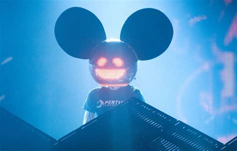 Deadmau5 Break Producer Plans To Unplug For A Wee Bit Huffpost