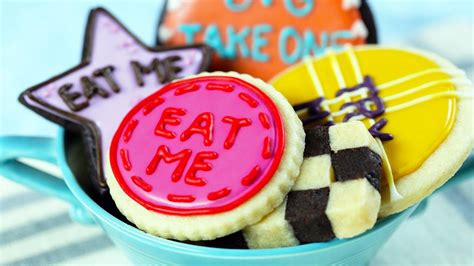 alice in wonderland eat me cookies nerdy nummies youtube