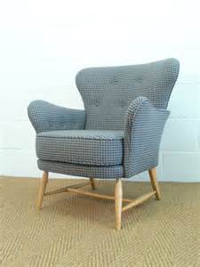 We did not find results for: Antiques Atlas - Pair Of Early Ercol Windsor Tub Chairs