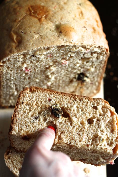 Panettone tout en machine à pain