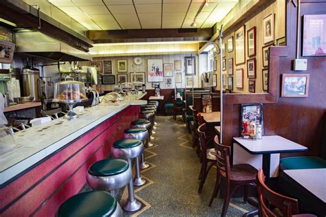 A Look Inside The Historic Nyc Diners Still Keeping Traditions Alive