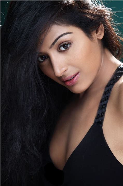picture 173399 padmapriya hot spicy photoshoot pics new movie posters