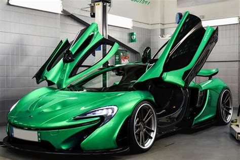 The Mclaren P1 Looks Stunning In Any Color Carbuzz