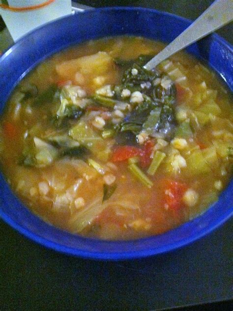 And less calories certainly doesn't equate to less flavour. Under 100 Calories Per Bowl: Cruciferous Vegetable Soup ...
