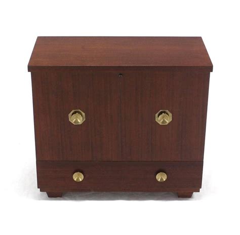 Priced at $125 but just won't sell. Mid Century Modern Cedar Lined Hope Chest w/ Brass Pulls ...