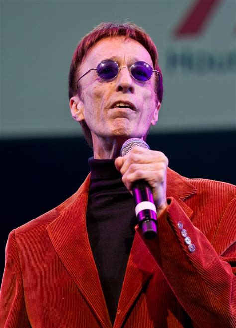 Robin Gibb, Bee Gees Singer, Falls Into Coma - The Hollywood Gossip