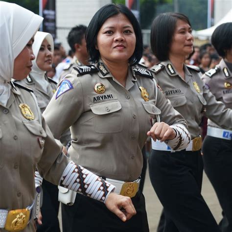Indonesian Police Woman Hot Sex Picture