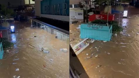 Bonaire Inundado El Centro Comercial Bonaire Completamente Inundado