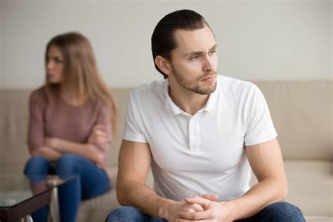 5 signs you re dealing with a passive aggressive man
