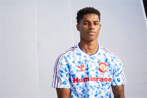 Pembayaran mudah, pengiriman cepat & bisa cicil 0%. Adidas unveils jerseys designed by Pharrell for Europe's ...