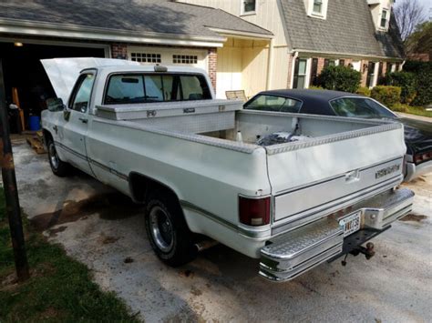 This 1985 chevy c10 custom deluxe is powered by a built 383 engine paired with a built 700r4 transmission. 1985 Chevrolet C-10 Silverado Chevy Truck Long bed 85 ...