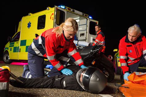 Keeping Safe At The Scene Of An Accident Online First Aid