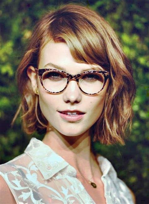 Top Inspirasi Glasses Bob Hair Girl
