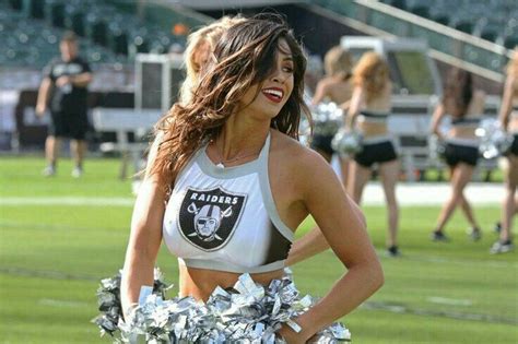 Pin By Star Lupe On Oakland Raiders 4 Life Raiders Cheerleaders Oakland Raiders Logo Oakland