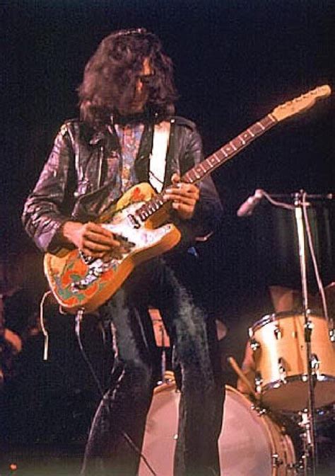 Upon the stones guitarist's 27th birthday in 1950, eric clapton gave him richards' 1950s micawber during that. Top 5 Guitarists Who Play the Fender Telecaster Electric ...