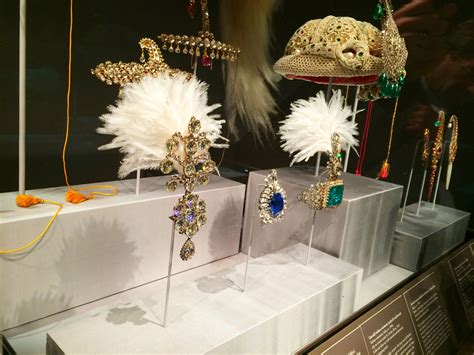 Jewels of India (=) | Jewels, Royal jewels, Royal jewelry