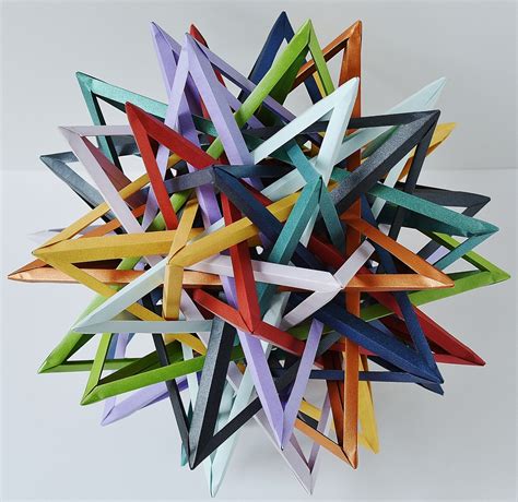 12 Origami Artworks That Will Expand Your Understanding Of The Art Of