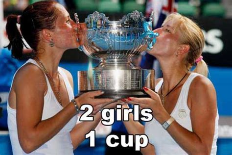[image 199781] 2 girls 1 cup know your meme