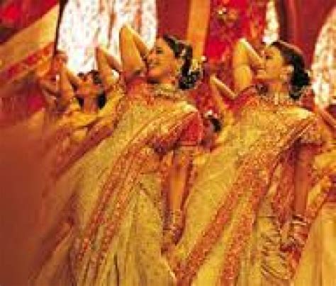 Indian Dance Forms A Brief Introduction Of Classical Folk Bollywood