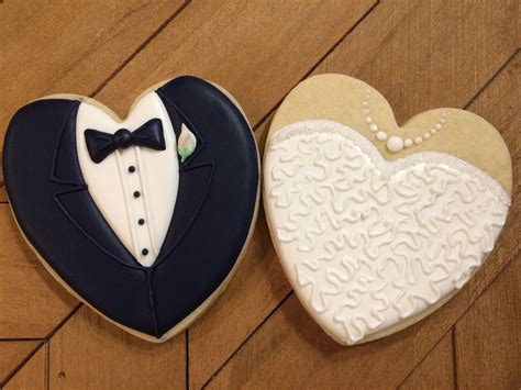 Bride And Groom Cookie Wedding Cookie Wedding Cookies Cookies Goodies