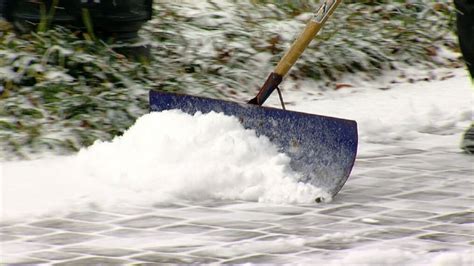 Farmers Almanac Predicts Unreasonably Cold And Snowy Winter In Tri State