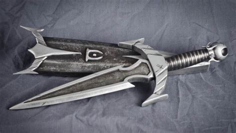 Net Loot A Wild Handcrafted Skyrim Replica Dagger Appears Gamerfront